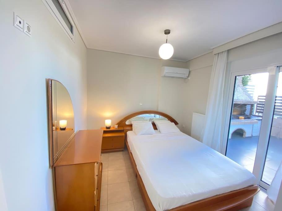Cozy 2 Room Apartment With Garden Near Athens Air-Port Artemida  Exteriör bild