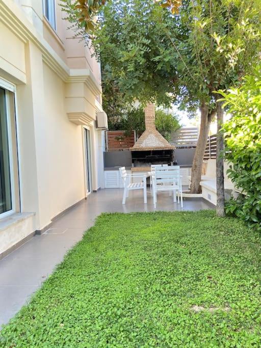 Cozy 2 Room Apartment With Garden Near Athens Air-Port Artemida  Exteriör bild