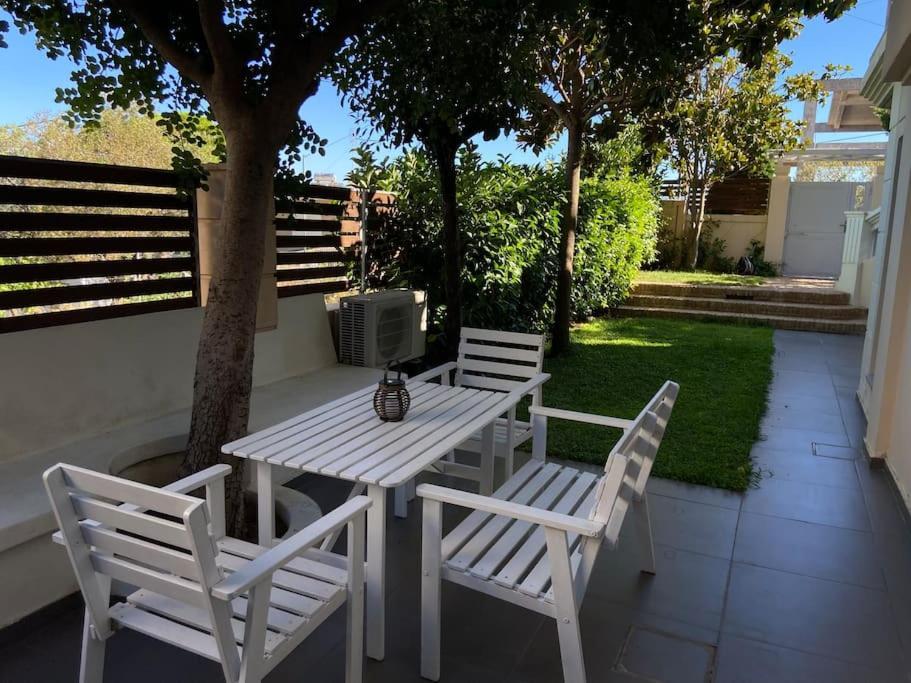 Cozy 2 Room Apartment With Garden Near Athens Air-Port Artemida  Exteriör bild