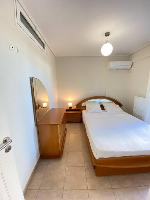 Cozy 2 Room Apartment With Garden Near Athens Air-Port Artemida  Exteriör bild